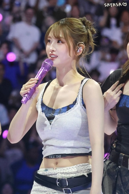 Momo (TWICE)的最新活动照片