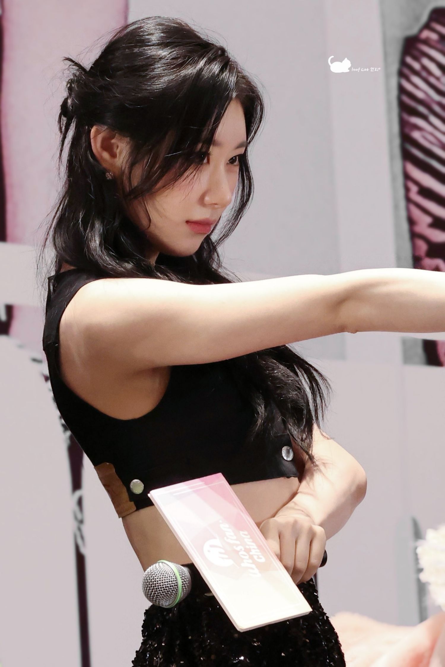 ITZYの舞台裏ショット