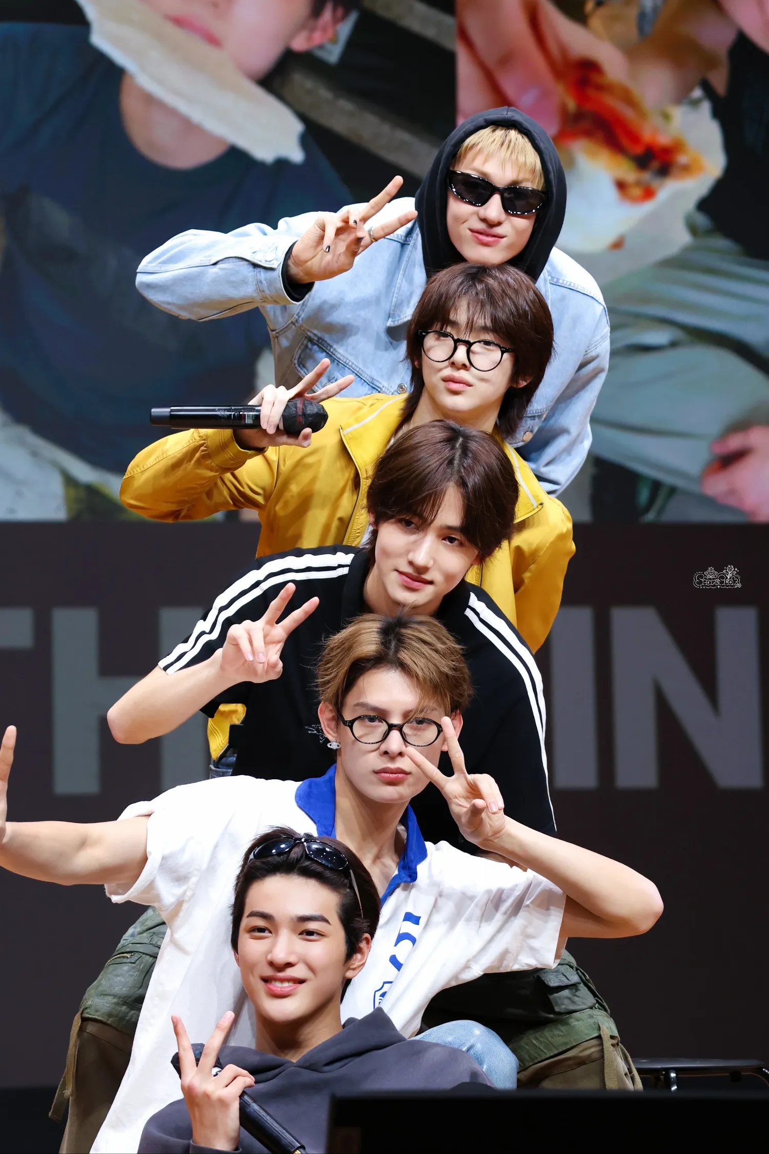 Behind-the-scenes cut of CORTIS