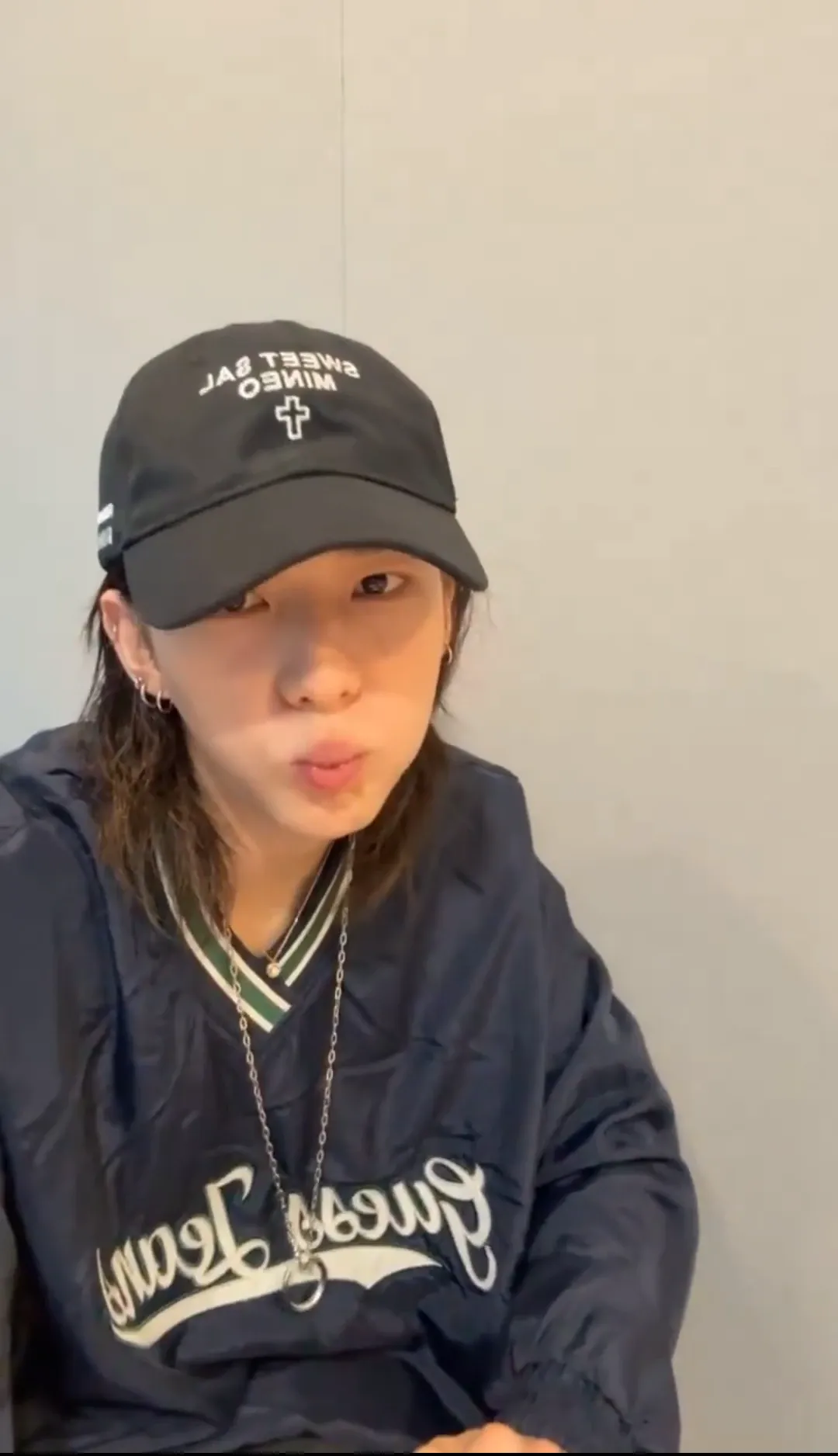 Behind-the-scenes cut of Hyunjin (Stray Kids)