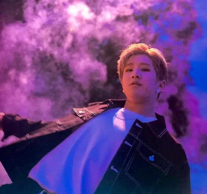 A moment captured by Jinjin (ASTRO)'s fan