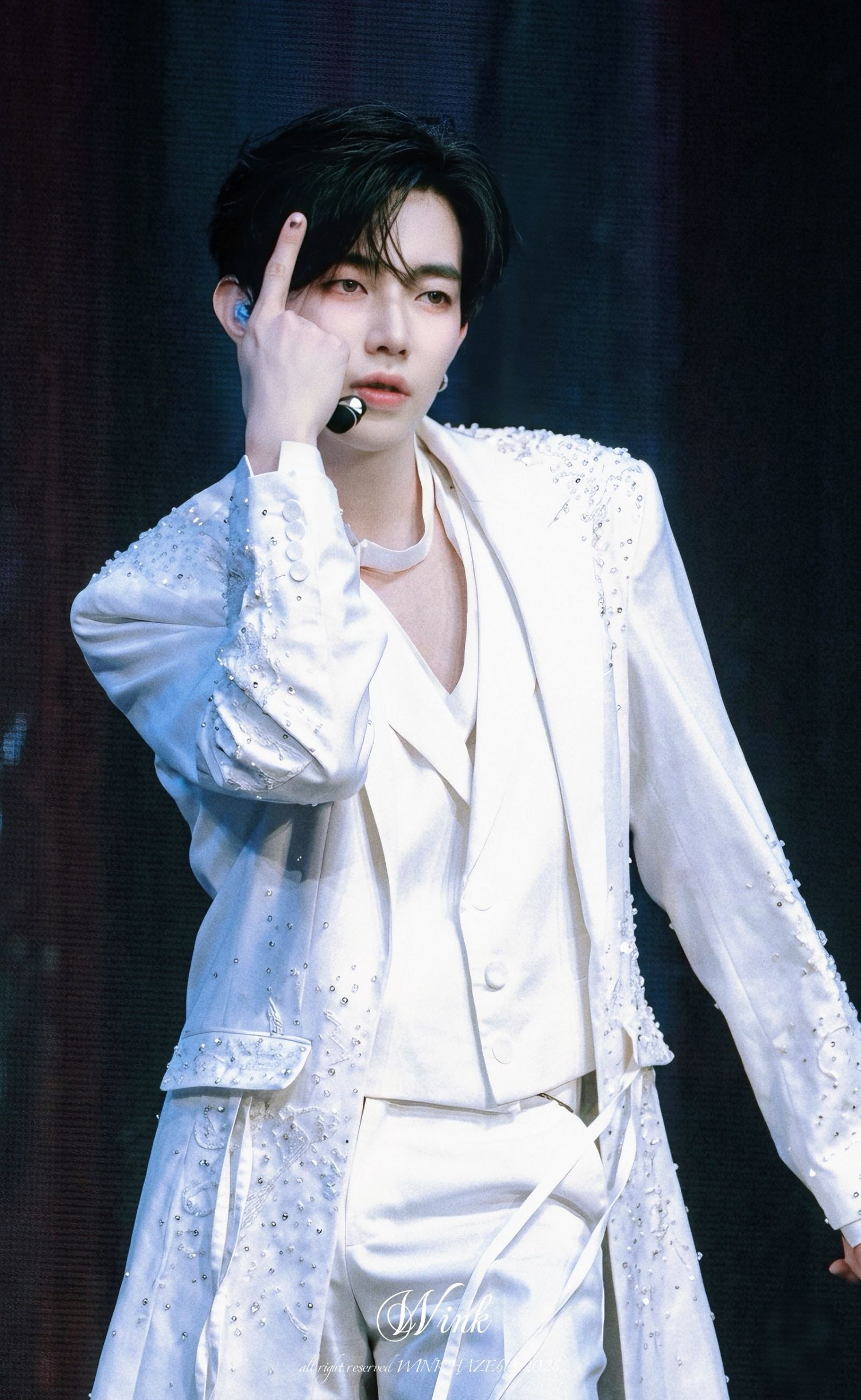 Behind-the-scenes cut of Zhang Hao