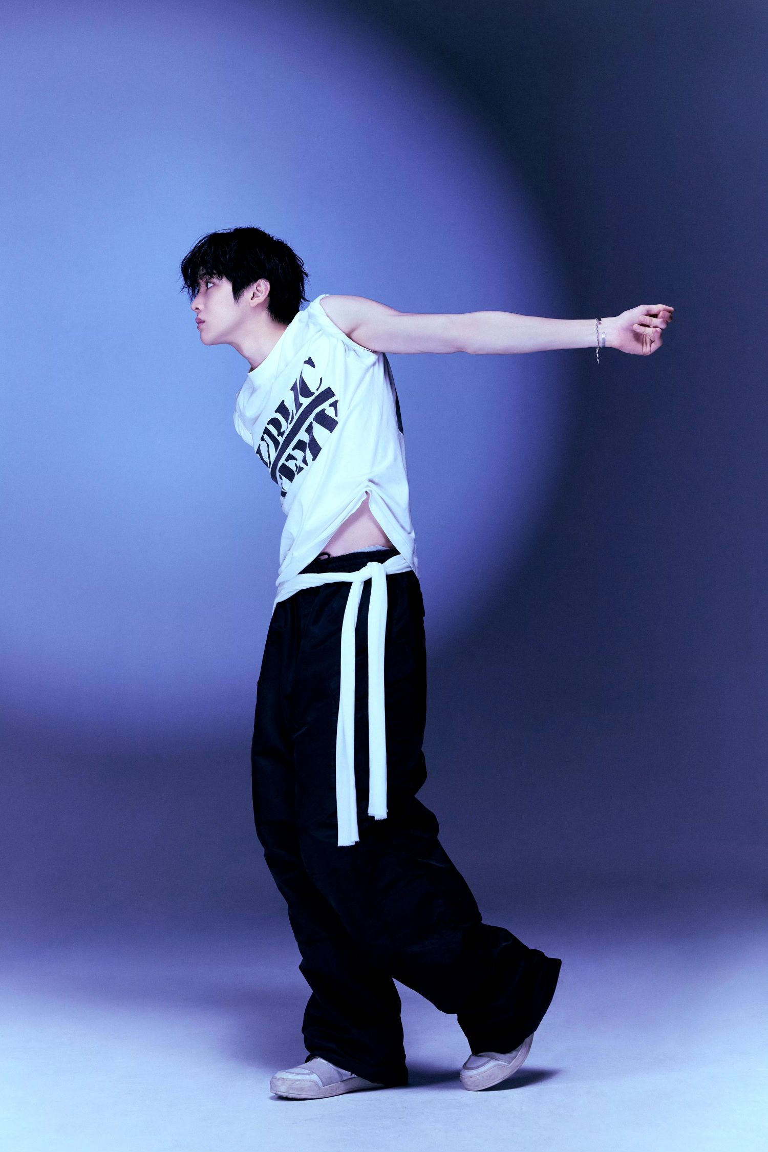 Recent activity shot of Sungchan (RIIZE)