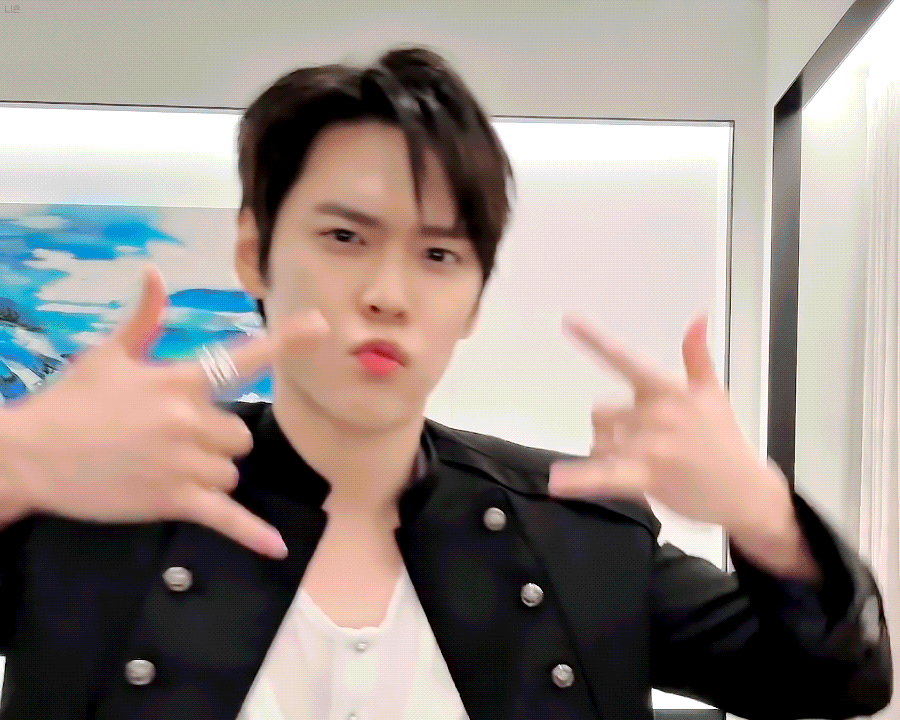 Latest photo of Eunseok (RIIZE)