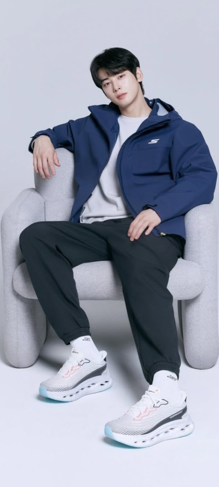 Recent activity shot of Eunwoo (ASTRO)