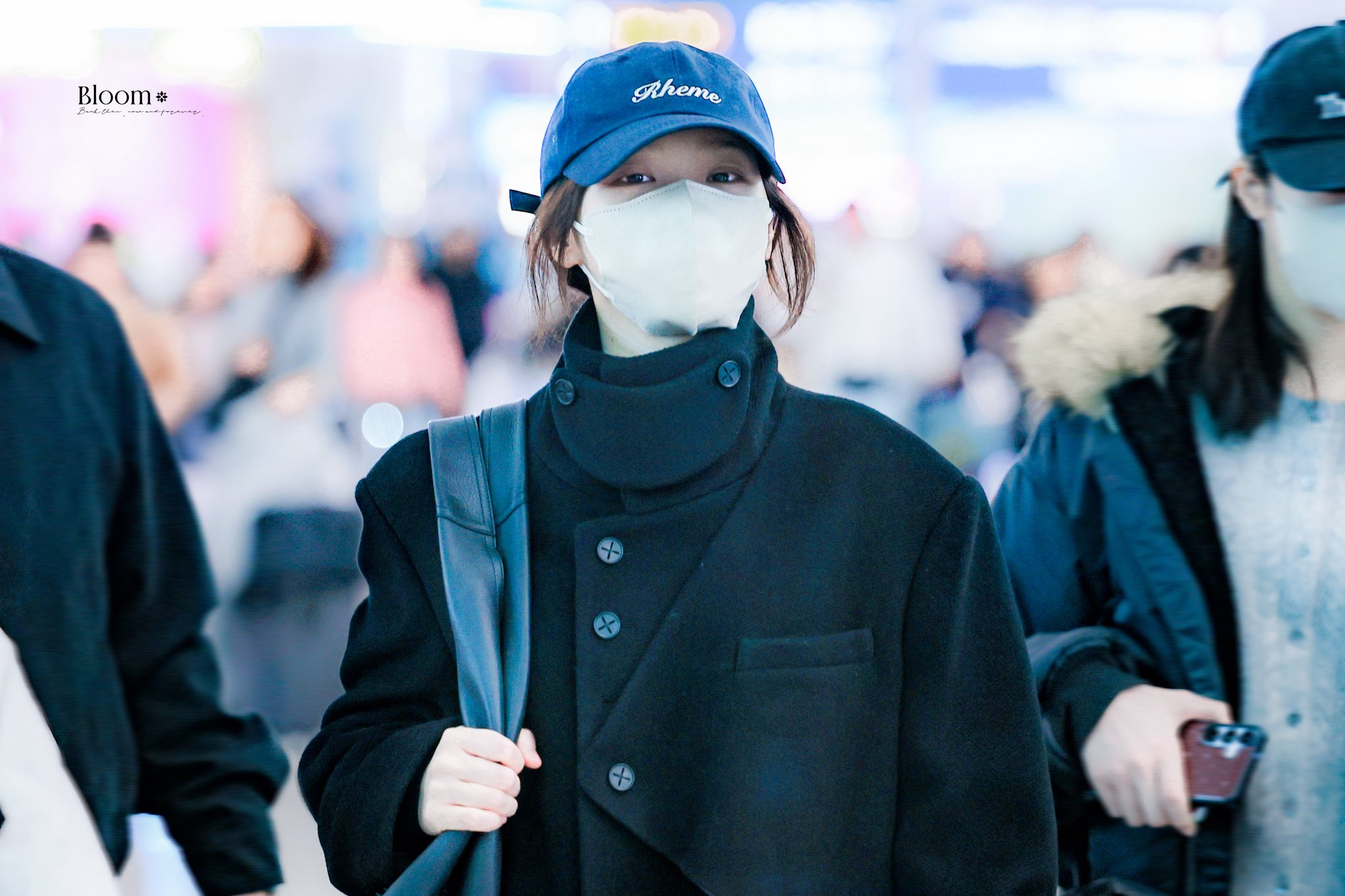 A moment captured by Kim Chaewon (LE SSERAFIM)'s fan