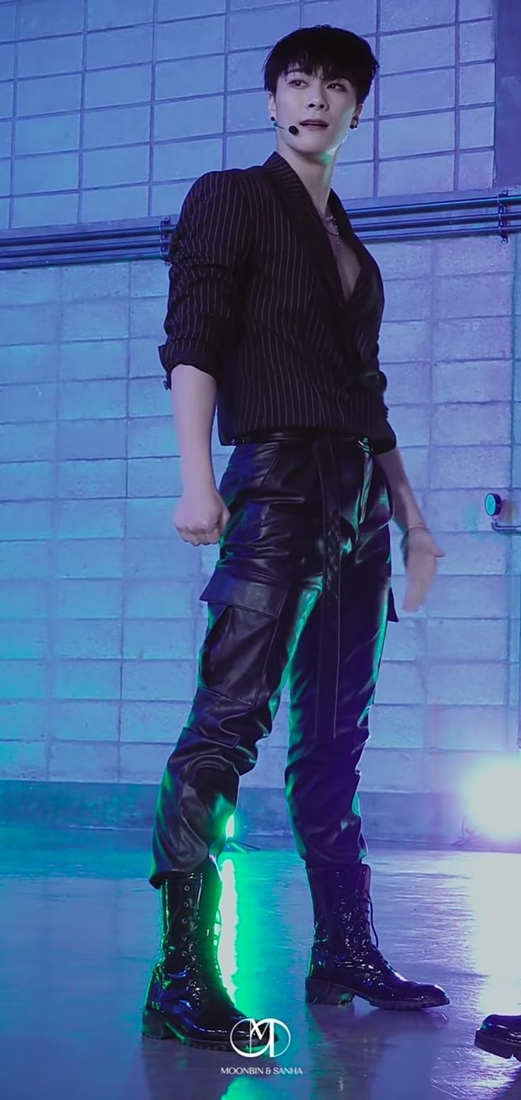 Latest photo of Moonbin (ASTRO)