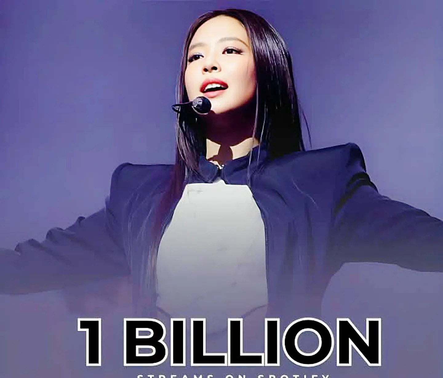 Jennie (BLACKPINK)粉丝拍下的瞬间