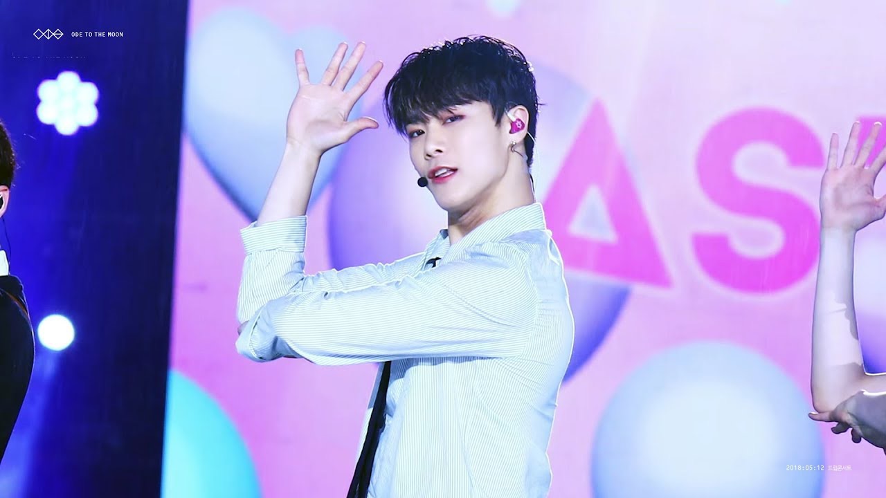Behind-the-scenes cut of Moonbin (ASTRO)