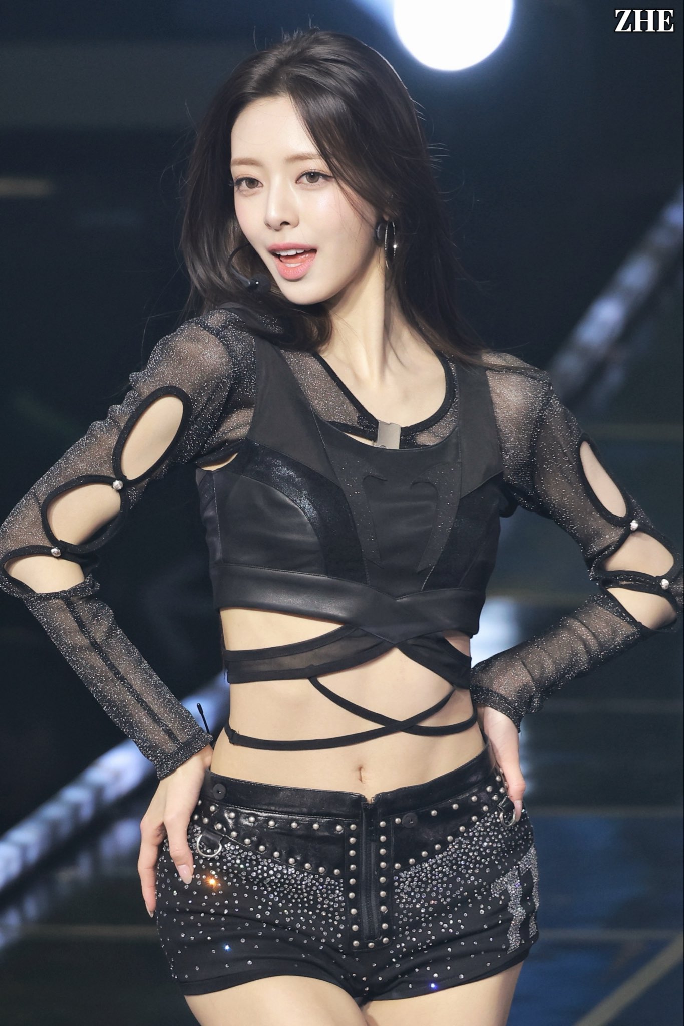 有娜 (ITZY)的最新照片