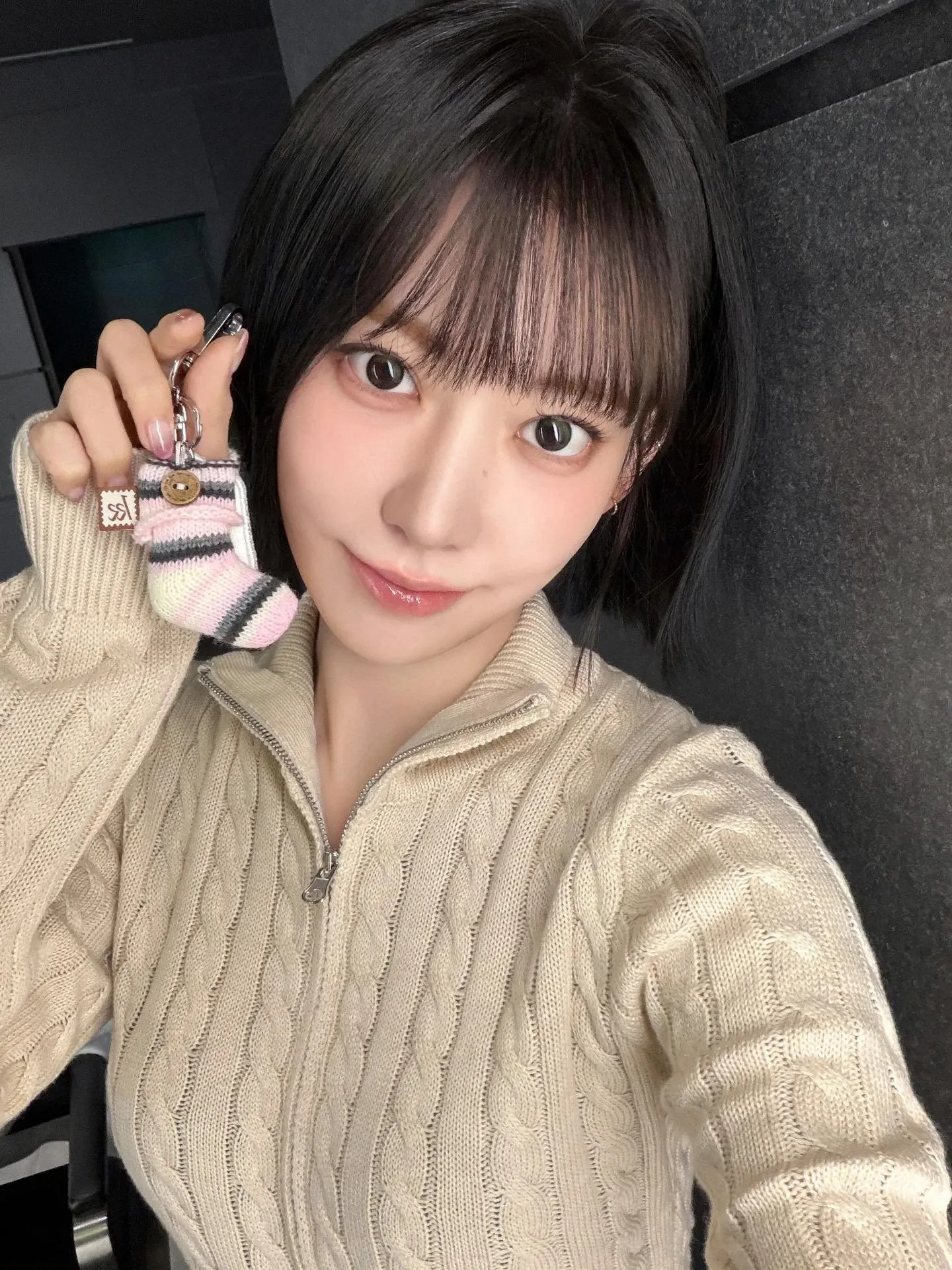 Recent activity shot of Sakura (LE SSERAFIM)