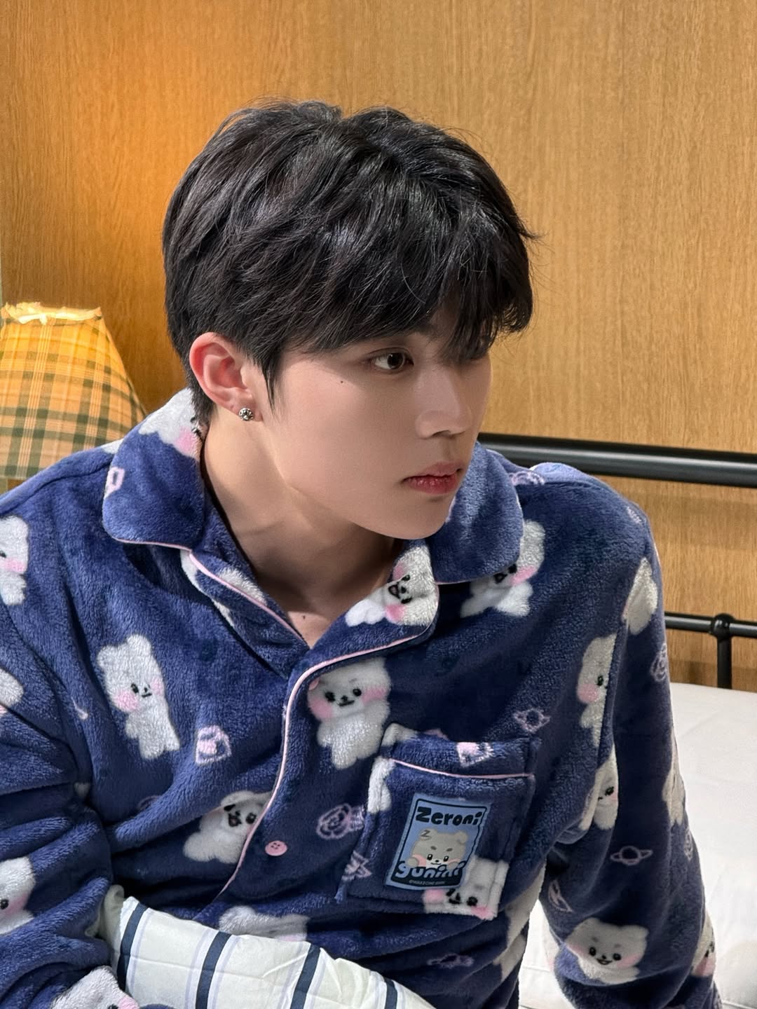 Behind-the-scenes cut of Park Gunwook (ZEROBASEONE)