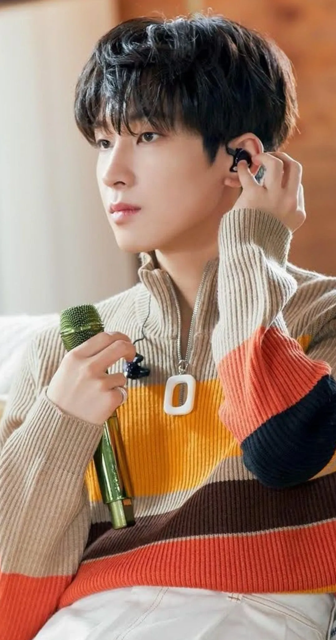 Fandom-recommended wallpaper image of Wonwoo (SEVENTEEN)