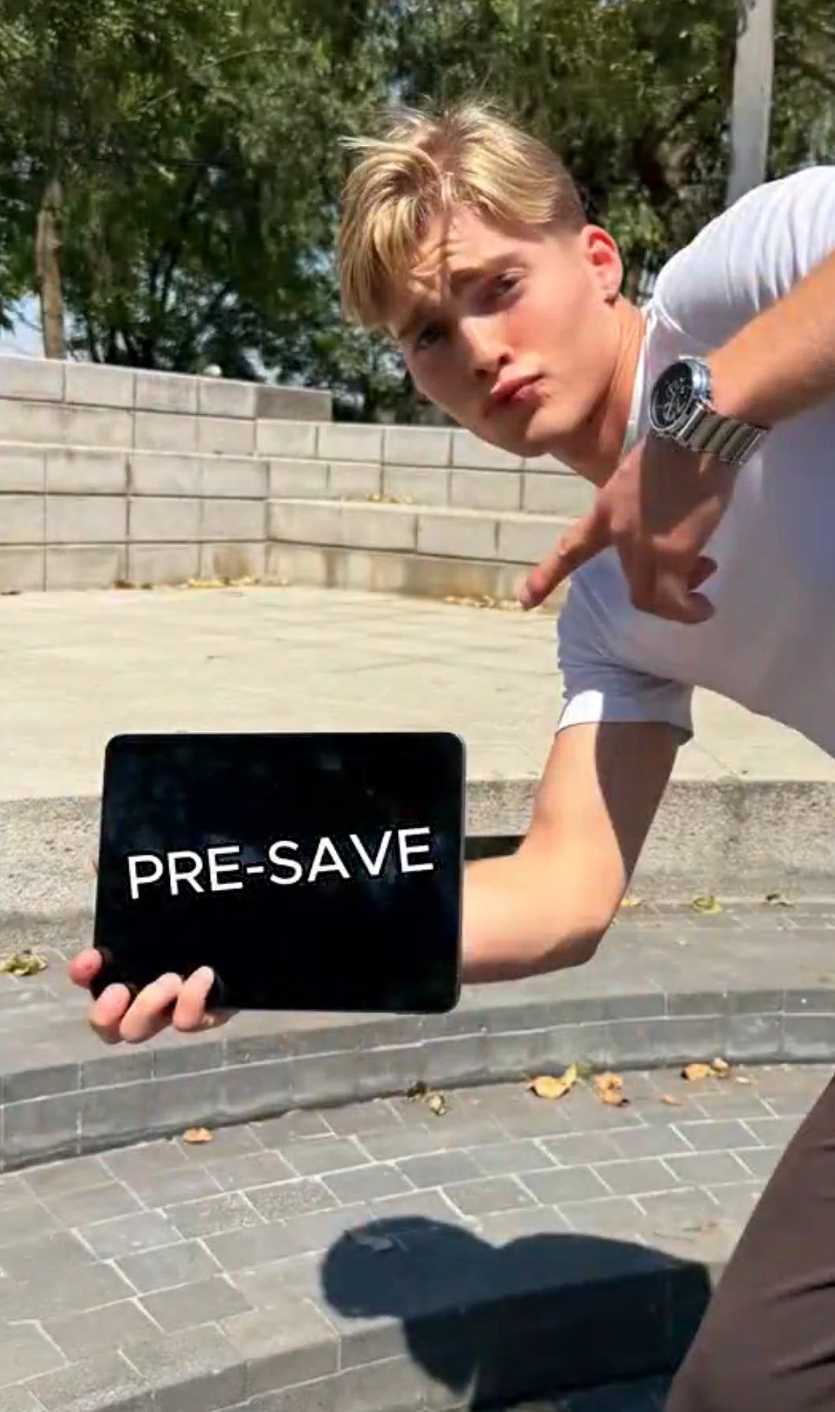 Wallpaper terpopuler hari ini di komunitas Board