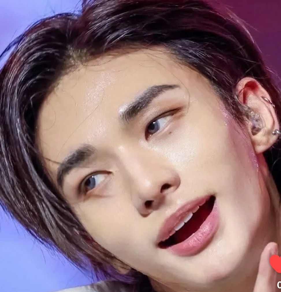 Behind-the-scenes cut of Hyunjin (Stray Kids)