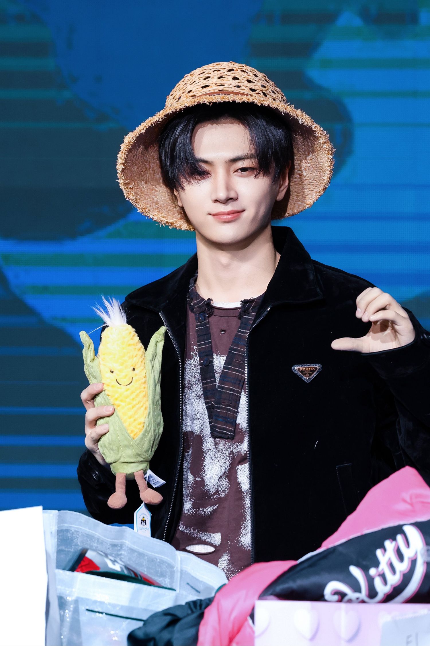 Momen yang diabadikan oleh penggemar Jay (ENHYPEN)