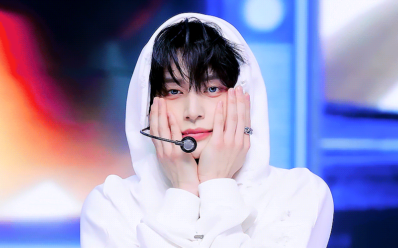 Recent activity shot of Kim Jiwoong (ZEROBASEONE)