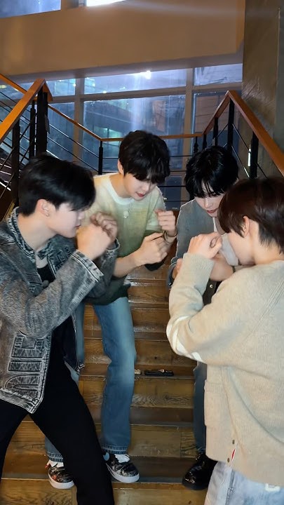 Fandom-recommended wallpaper image of Park Gunwook (ZEROBASEONE)