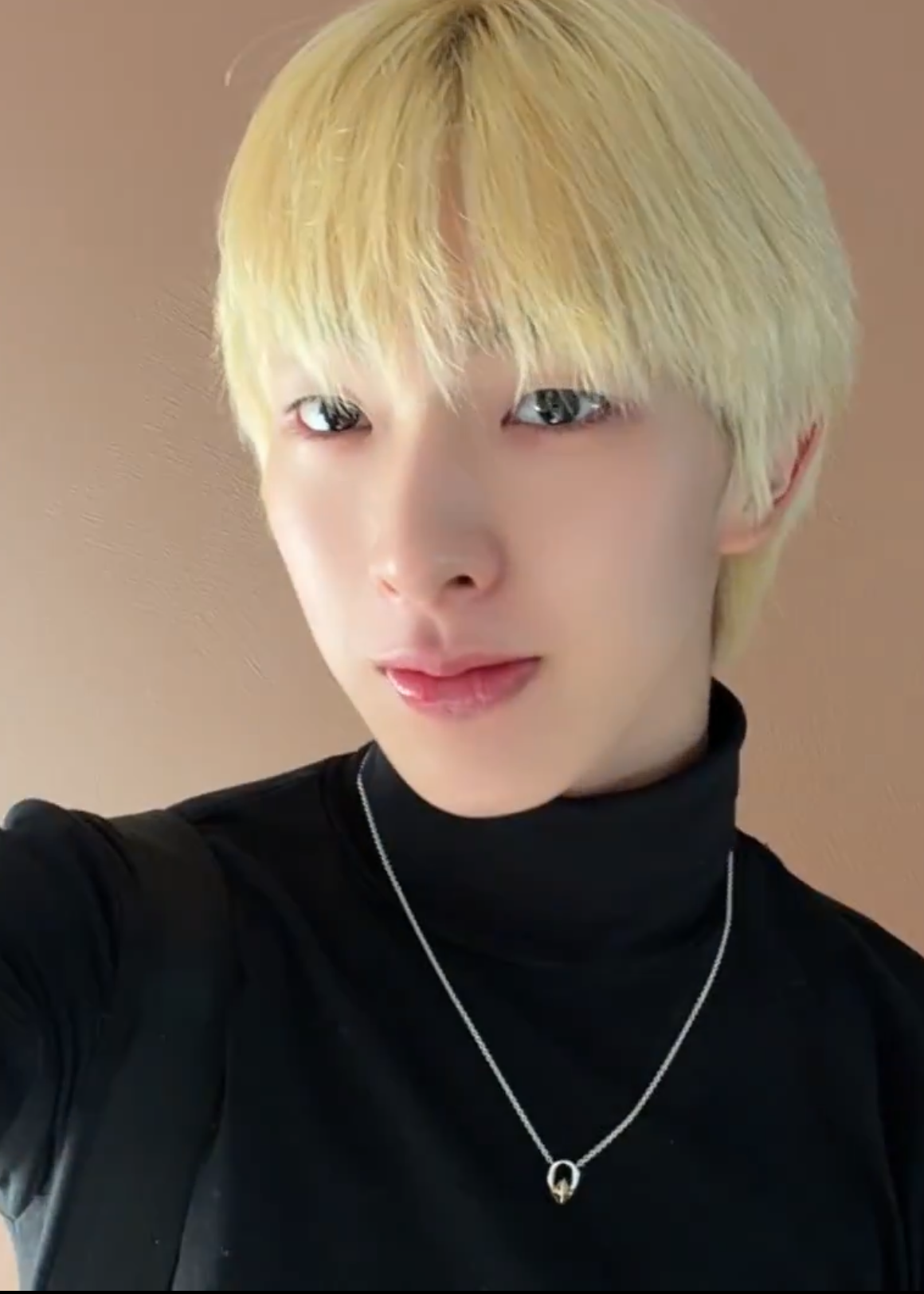 Potret di balik layar Tomoya (NEXZ)