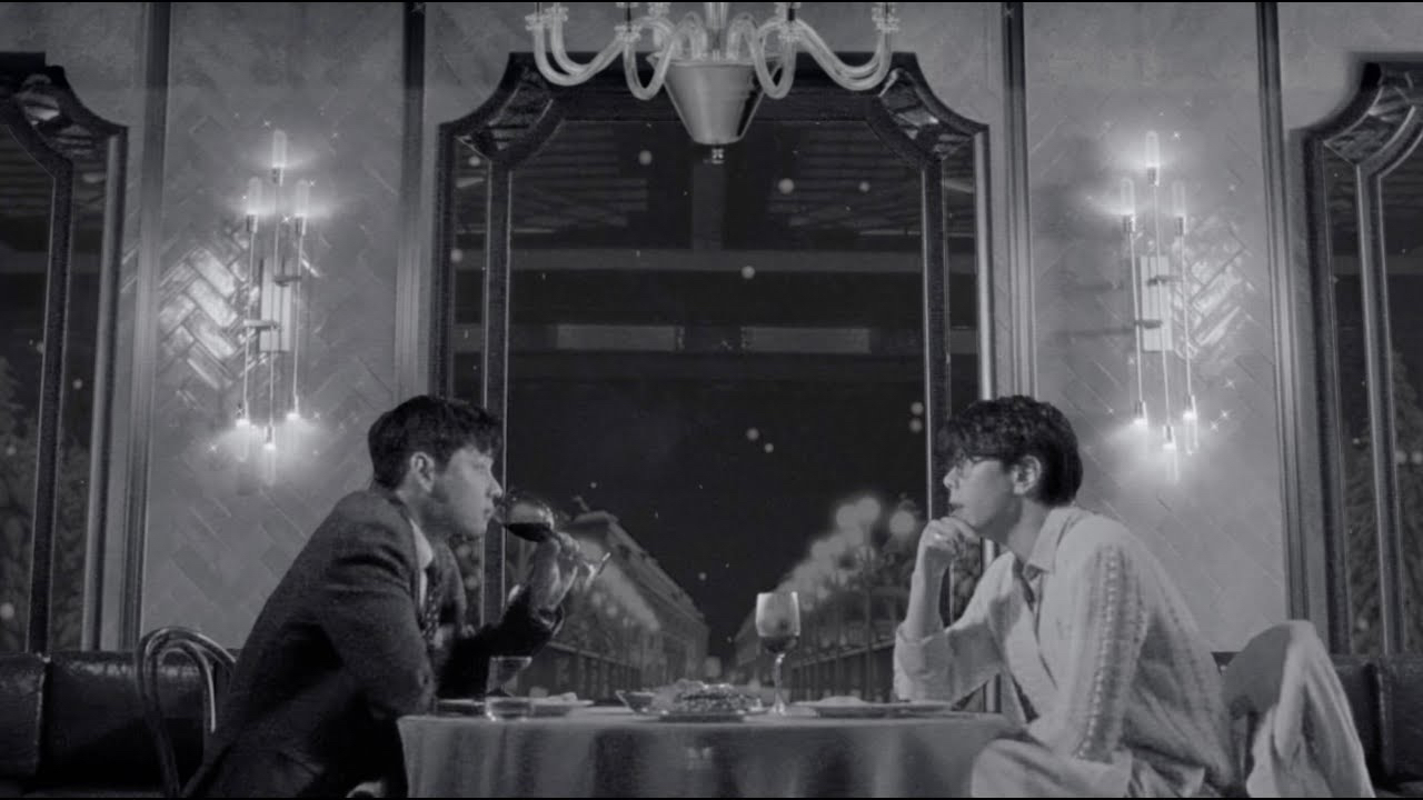 A moment captured by V (BTS)'s fan