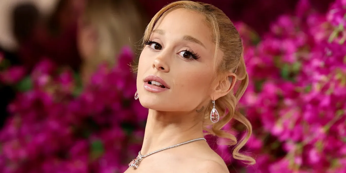 Recent activity shot of Ariana Grande