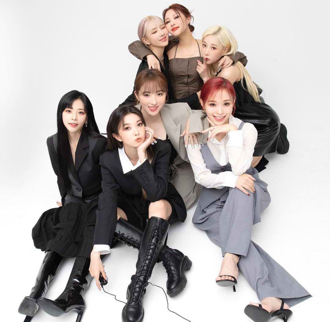 Foto aktivitas terbaru DREAMCATCHER