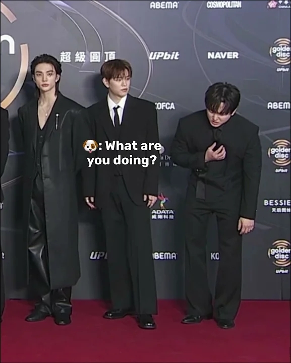 Behind-the-scenes cut of Stray Kids