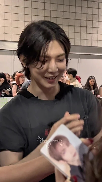 에이티즈의 최신 사진