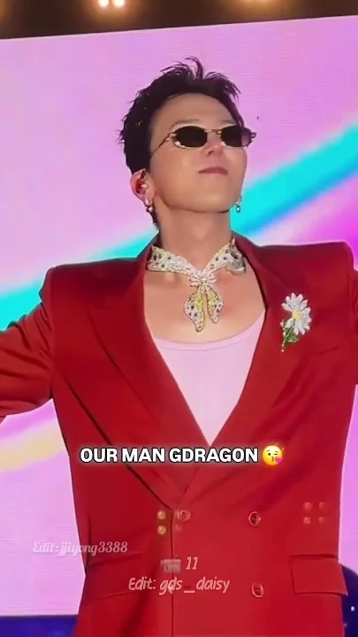 A heartfelt wallpaper shared by G-DRAGON (BIGBANG)'s fans