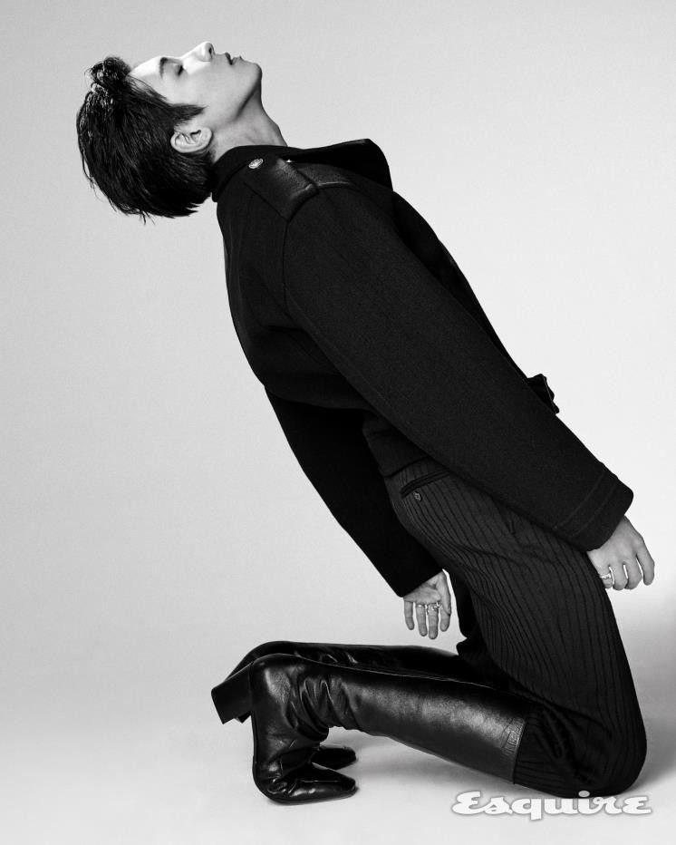 Recent activity shot of Wonwoo (SEVENTEEN)