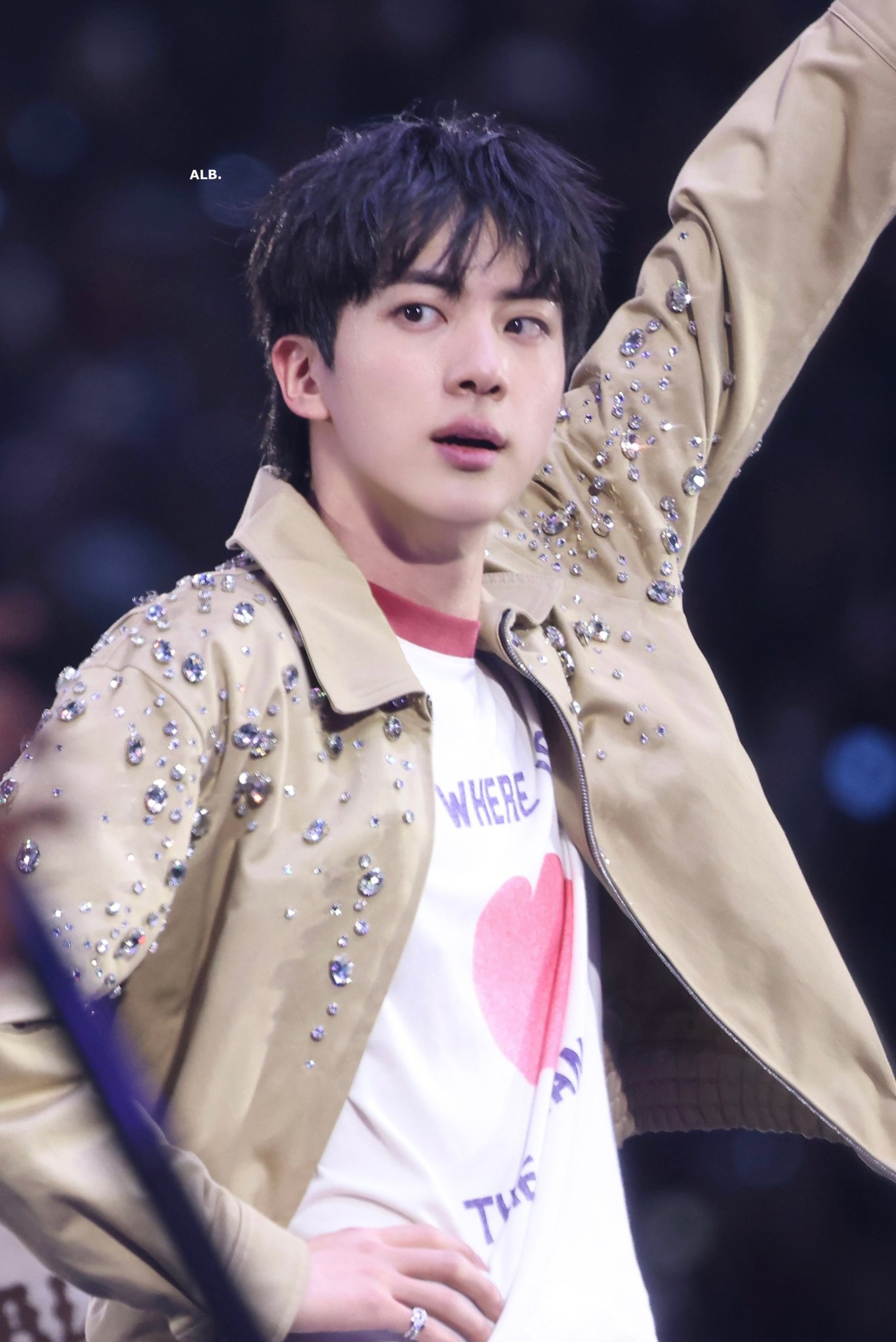 Potret di balik layar Jin (BTS)