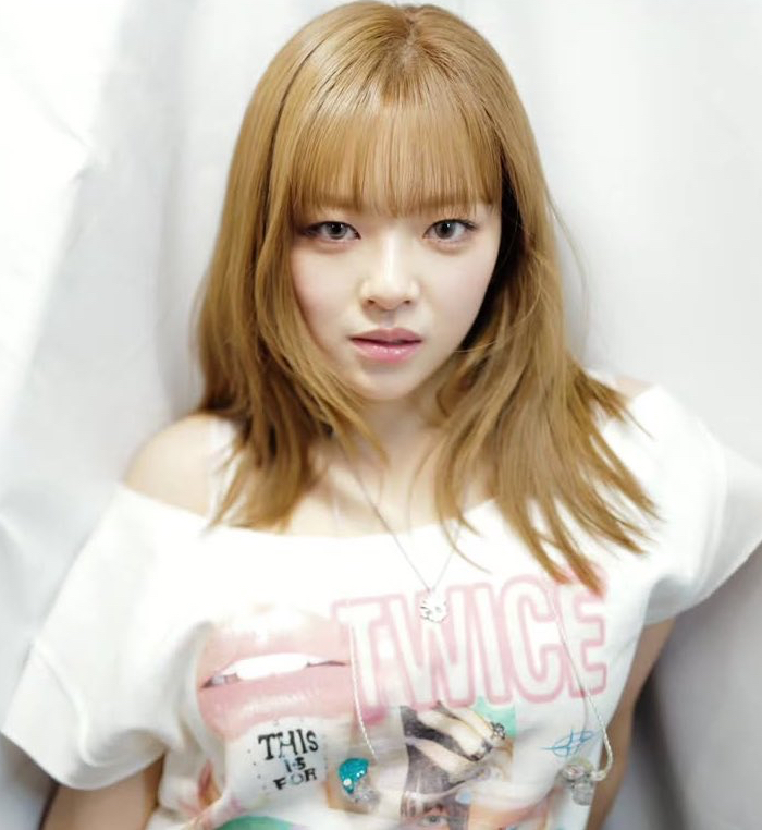 Latest photo of Jeongyeon (TWICE)