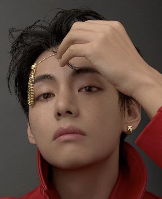 뷔 (방탄소년단)의 비하인드 컷