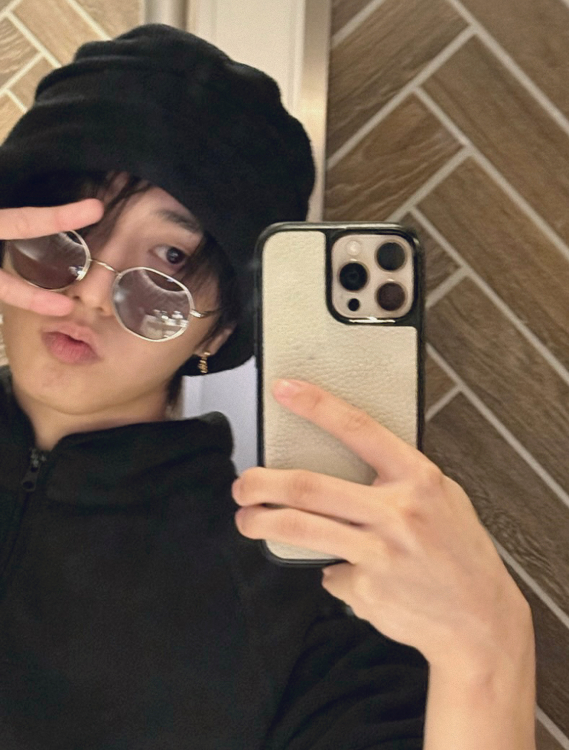 Latest photo of HAN (Stray Kids)