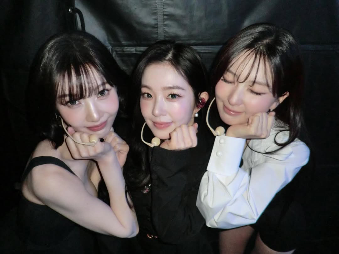 Foto aktivitas terbaru Red Velvet