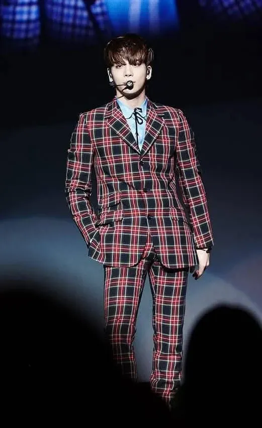 Behind-the-scenes cut of Jonghyun (SHINee)