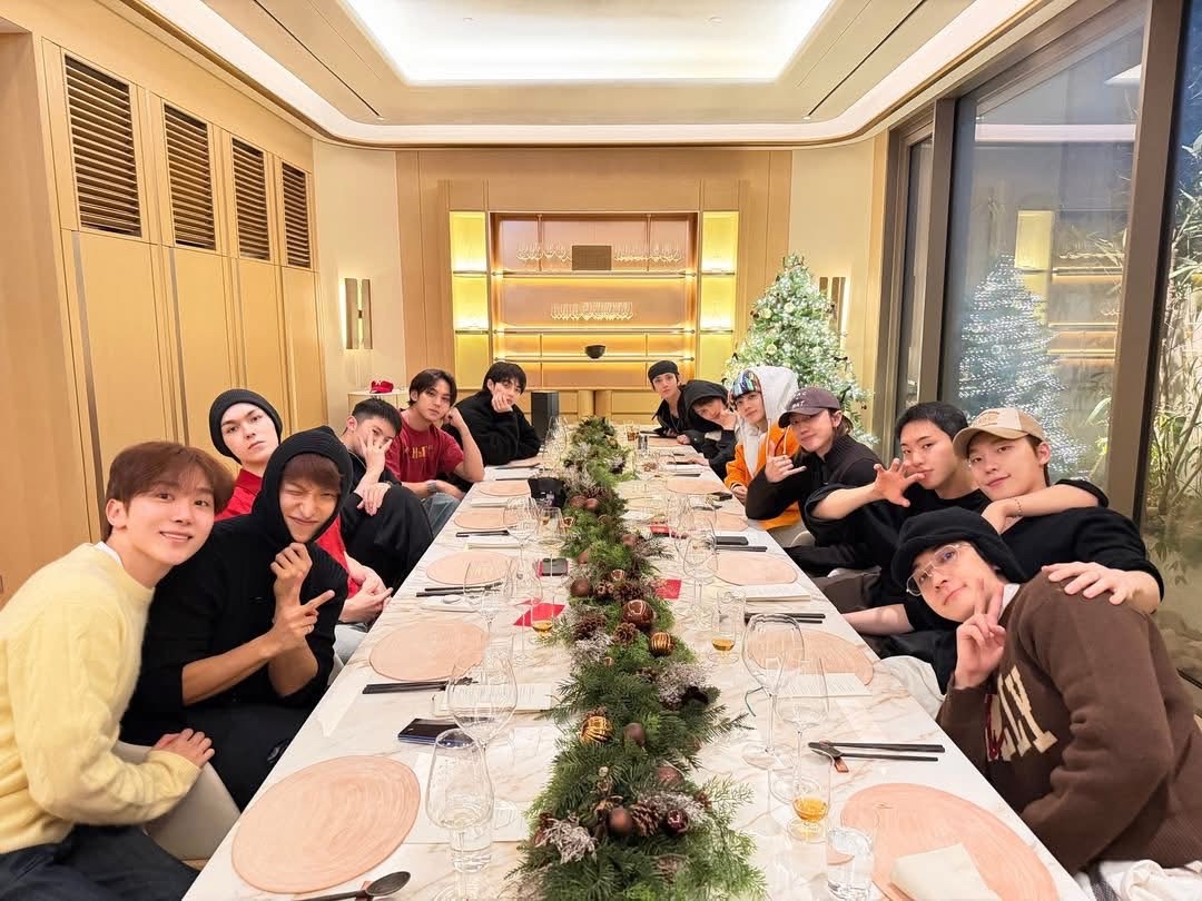 Behind-the-scenes cut of Joshua (SEVENTEEN)