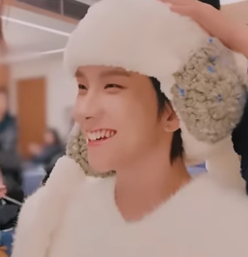 Behind-the-scenes cut of BOYNEXTDOOR