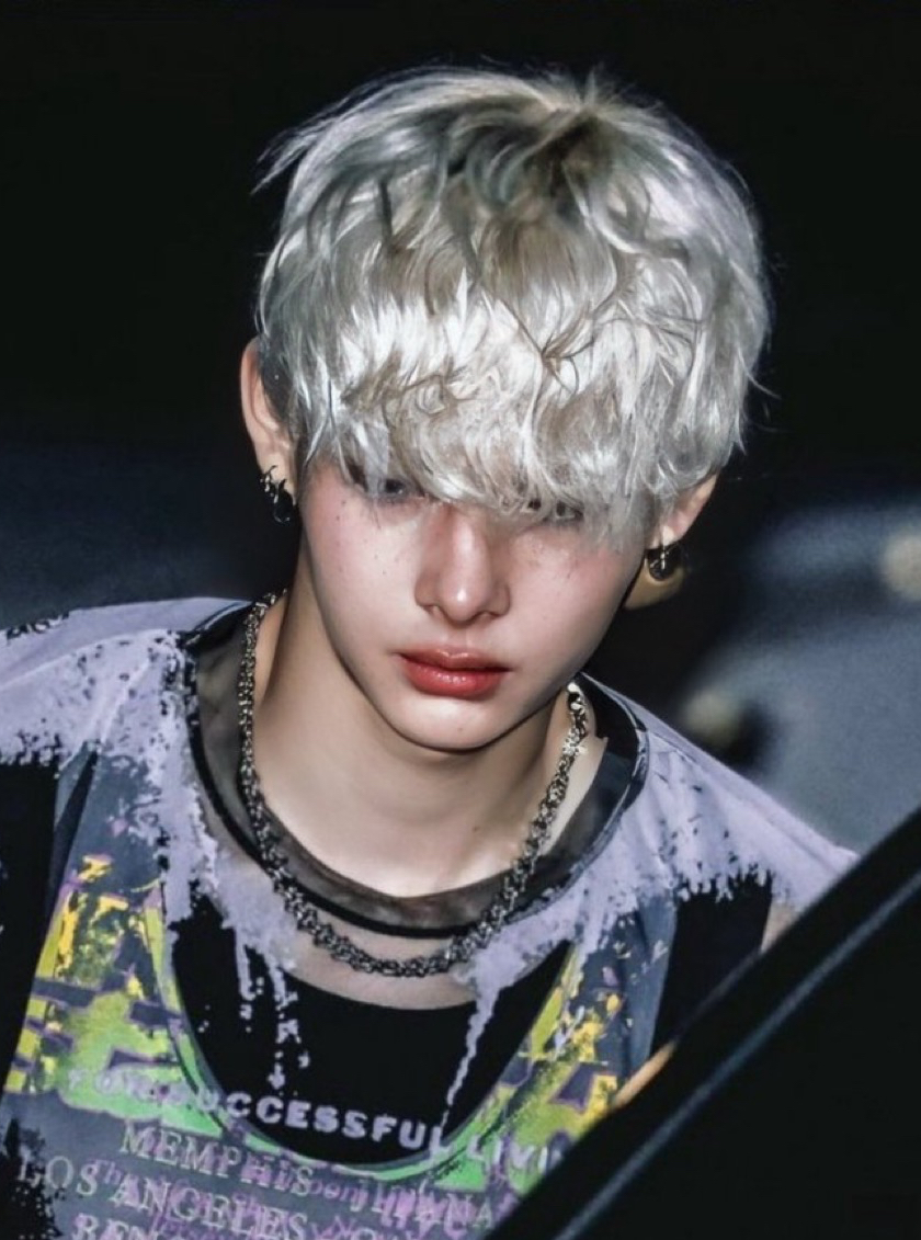 Foto terbaru NI-KI (ENHYPEN)