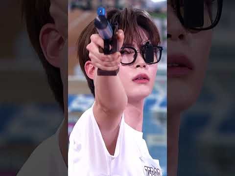 A moment captured by Sung Hanbin (ZEROBASEONE)'s fan