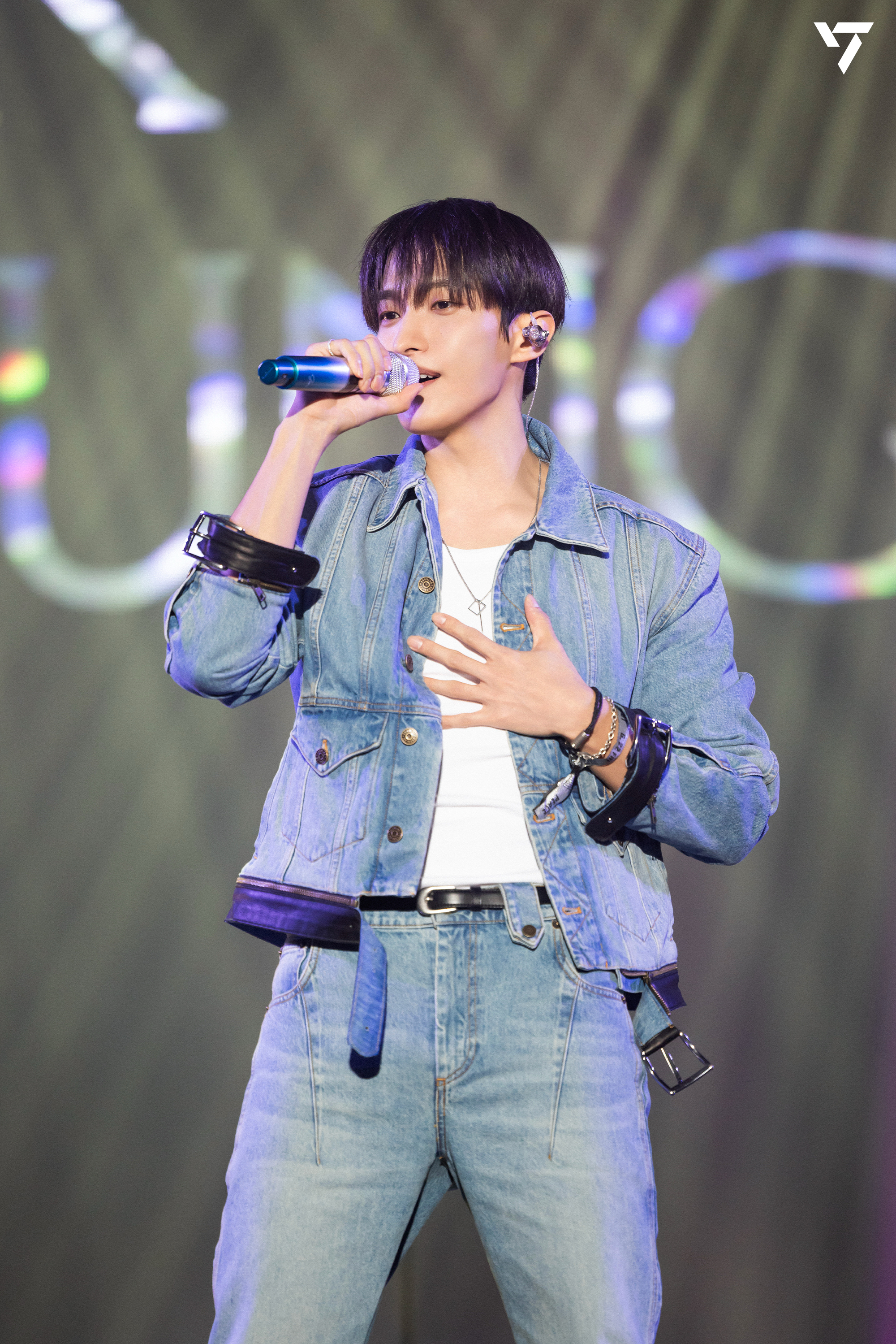 A moment captured by DK (SEVENTEEN)'s fan