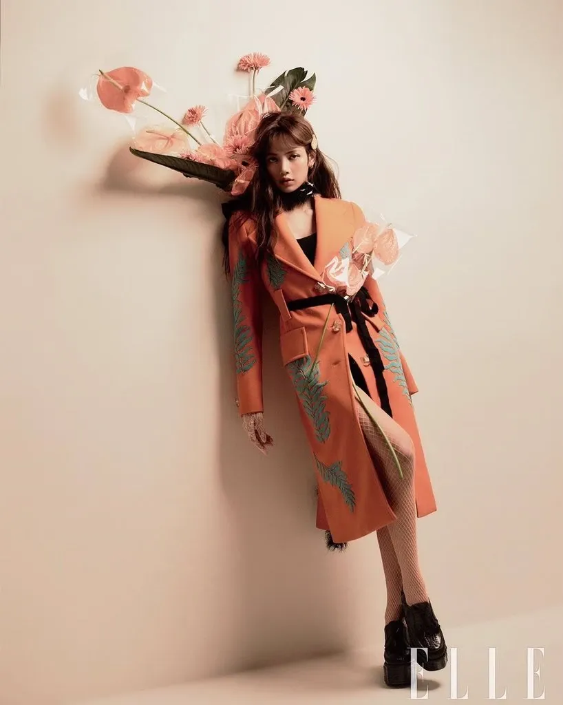 Momen yang diabadikan oleh penggemar Lisa (BLACKPINK)