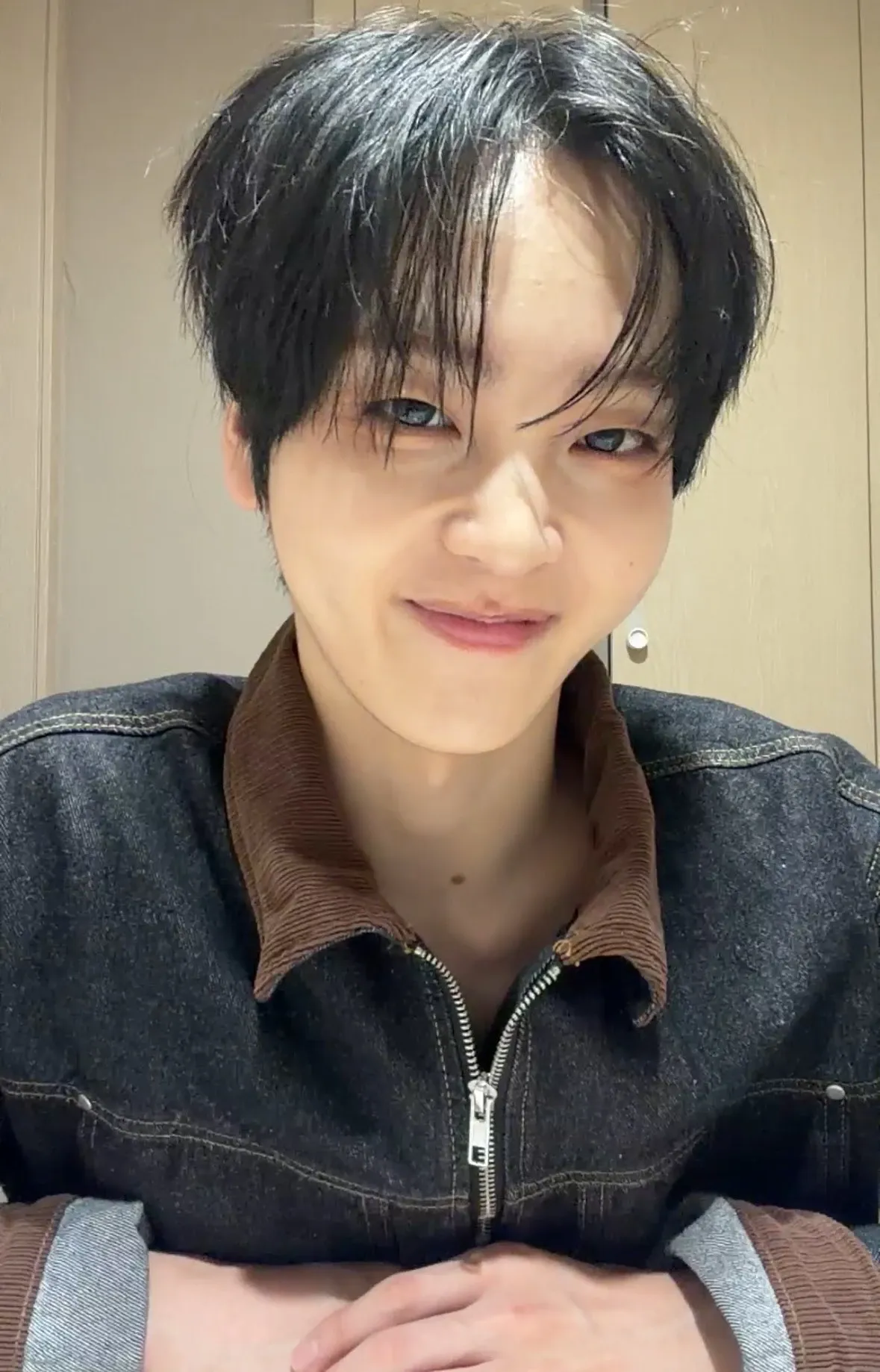 Behind-the-scenes cut of Hyeongjun (CRAVITY)