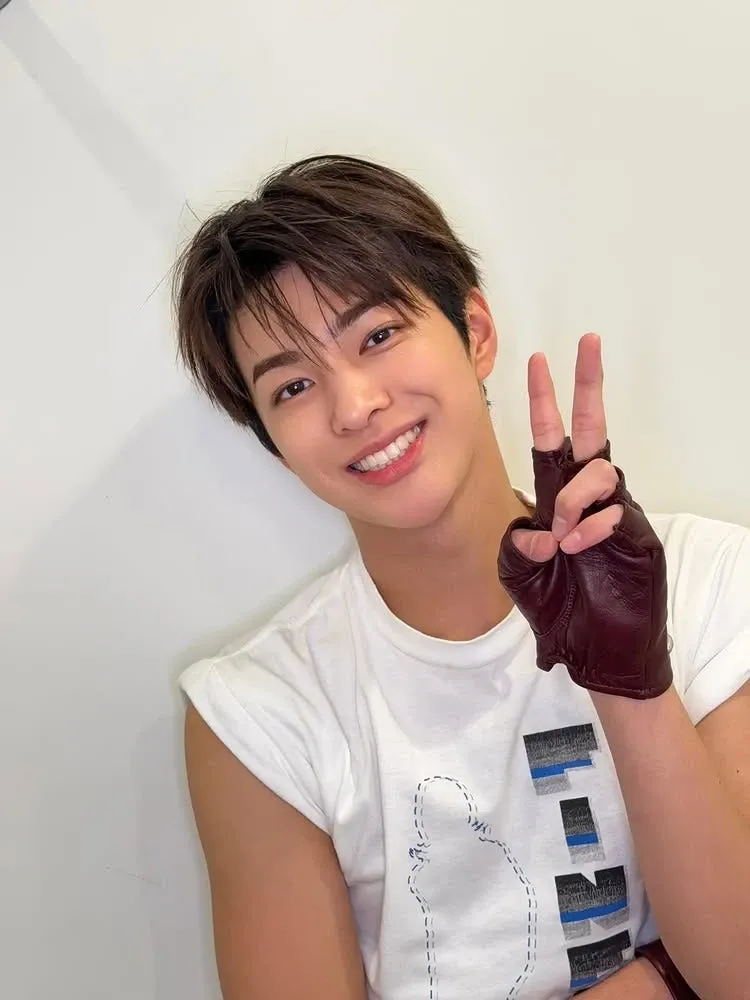 A moment captured by CORTIS's fan