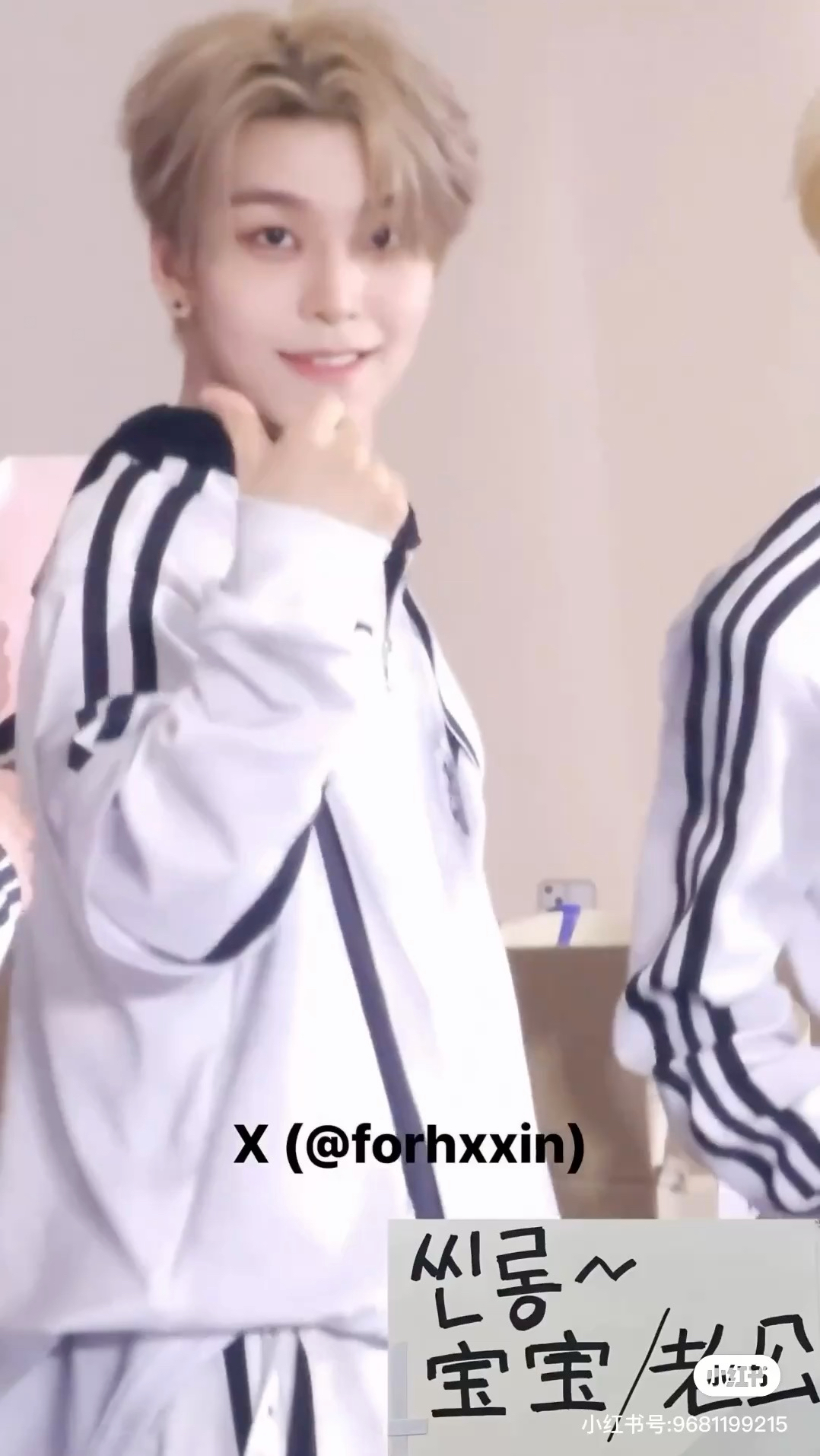 Fandom-recommended wallpaper image of He Xinlong (ALPHA DRIVE ONE)