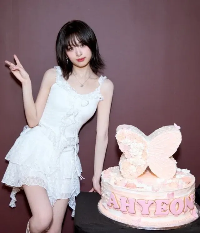 Feed komunitas K-pop terpanas hari ini