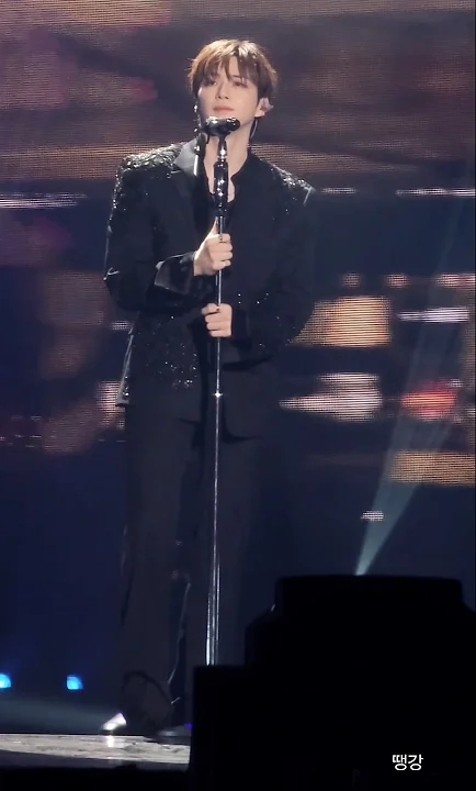 Fandom-recommended wallpaper image of Kang Daniel