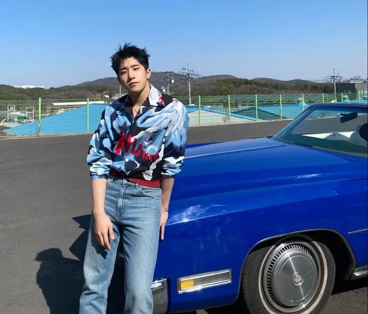 Latest photo of Jinjin (ASTRO)