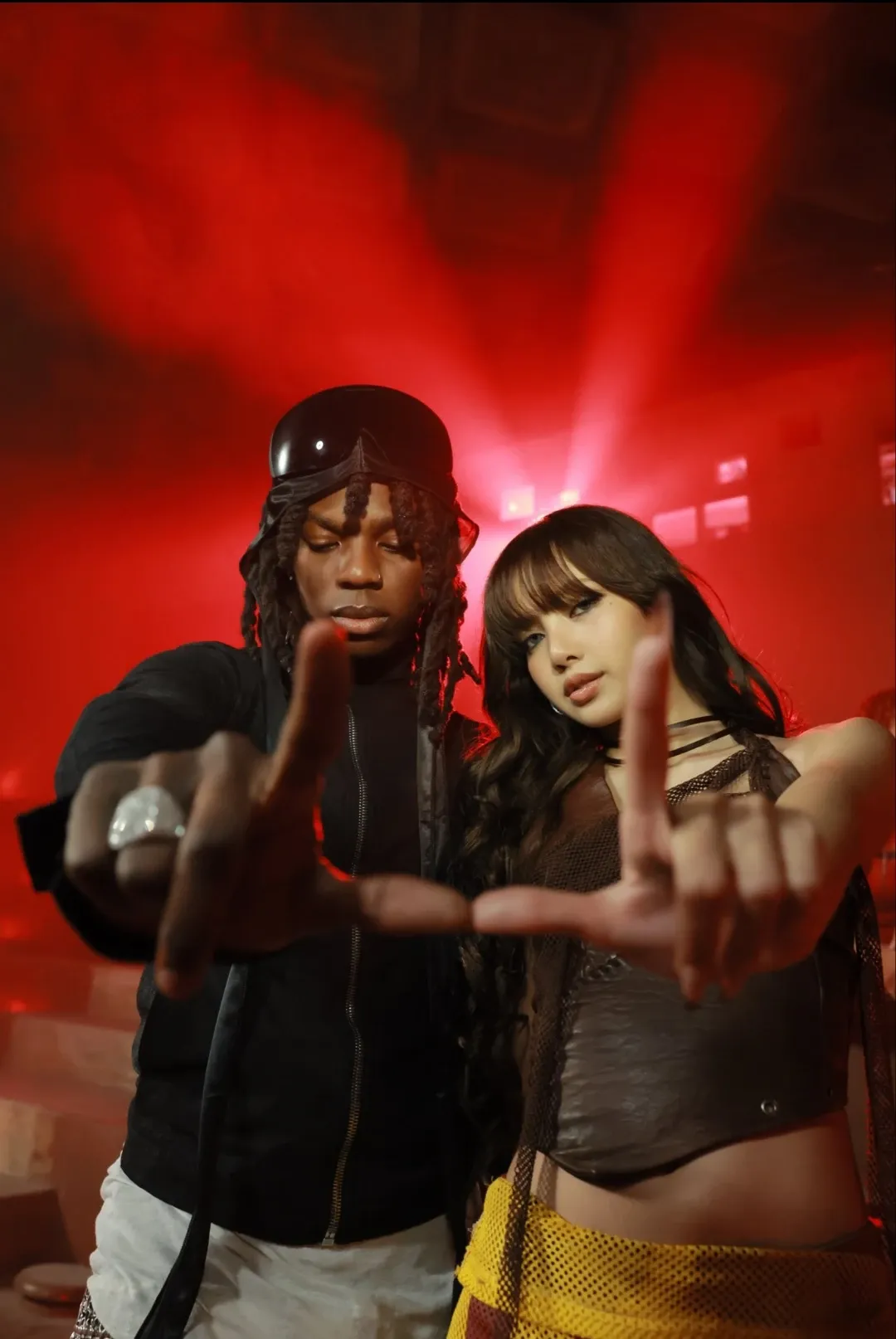 Momen yang diabadikan oleh penggemar Lisa (BLACKPINK)