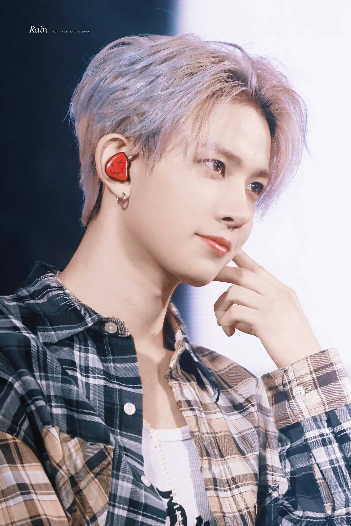 Recent activity shot of Heeseung